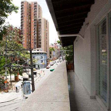 Home Aris Apartments 201 메딜린 외부 사진