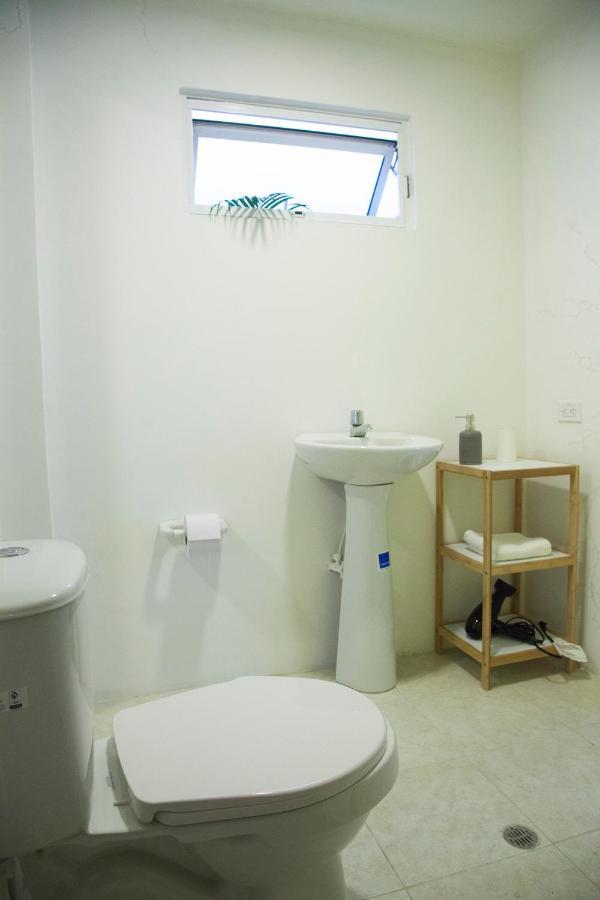 Home Aris Apartments 201 메딜린 외부 사진