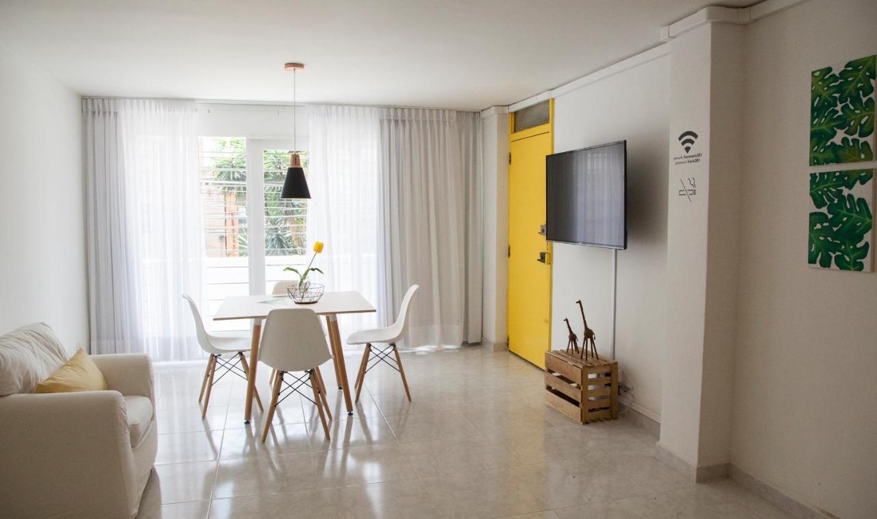 Home Aris Apartments 201 메딜린 외부 사진
